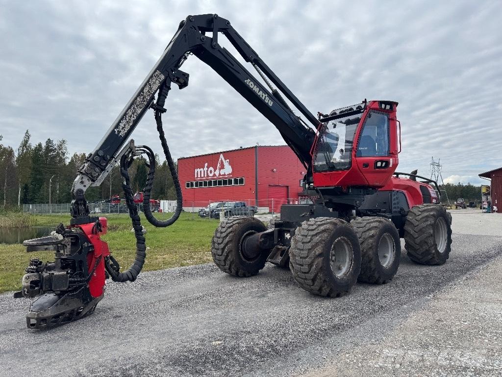 Komatsu 911 Combine forestiere