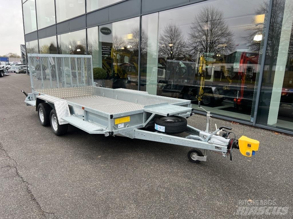 Variant 3518 m4 Remorci transport vehicule
