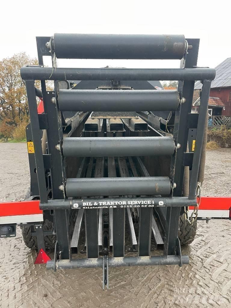 Kuhn LSB 890 Baler dreptunghiular