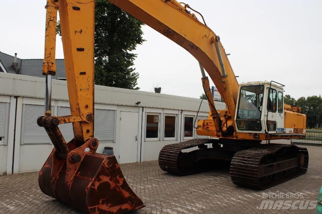 Hyundai Robex 420 Excavatoare pe șenile

