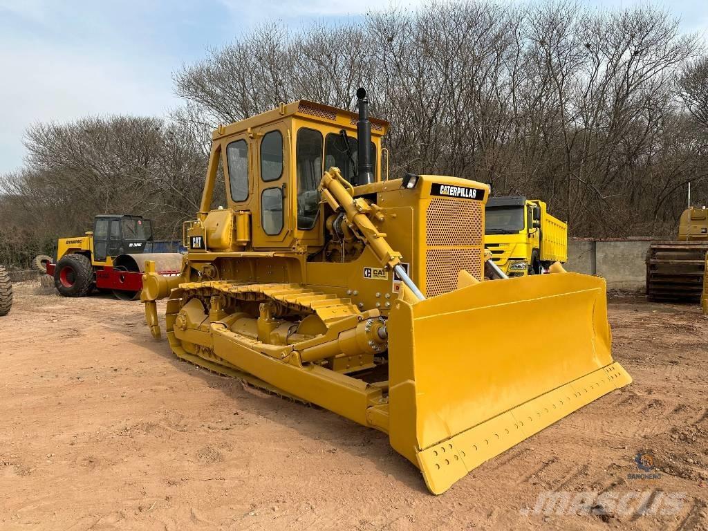 CAT D7G Buldozere pe senile