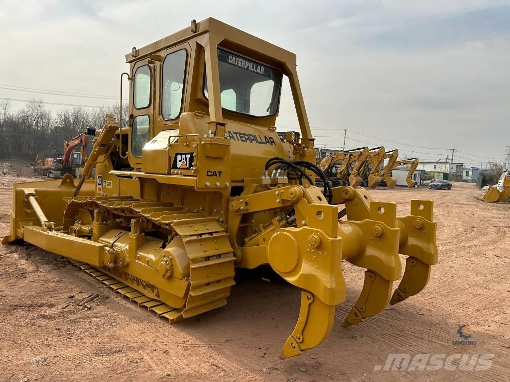 CAT D7G Buldozere pe senile