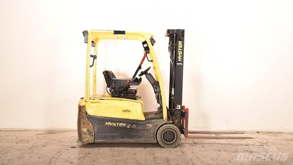 Hyster J2.0XNT Stivuitor electric