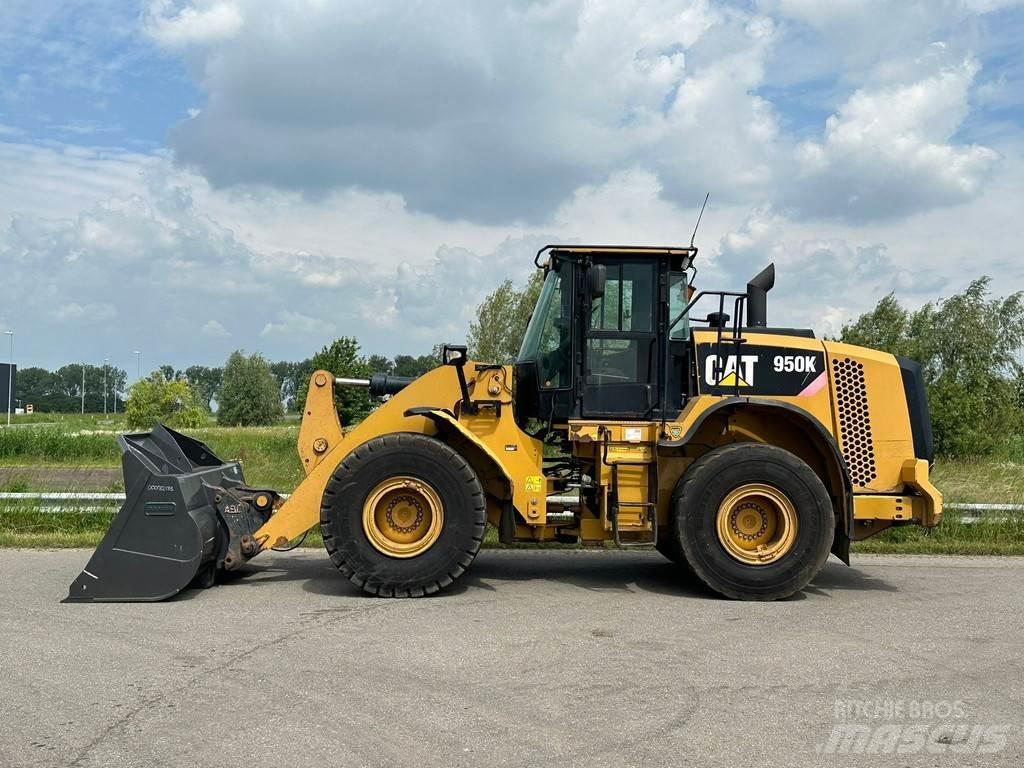 CAT 950K Incarcator pe pneuri