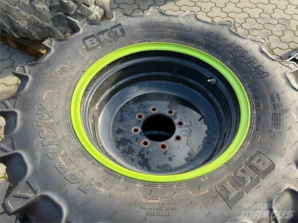 BKT 420/70R24 Roti
