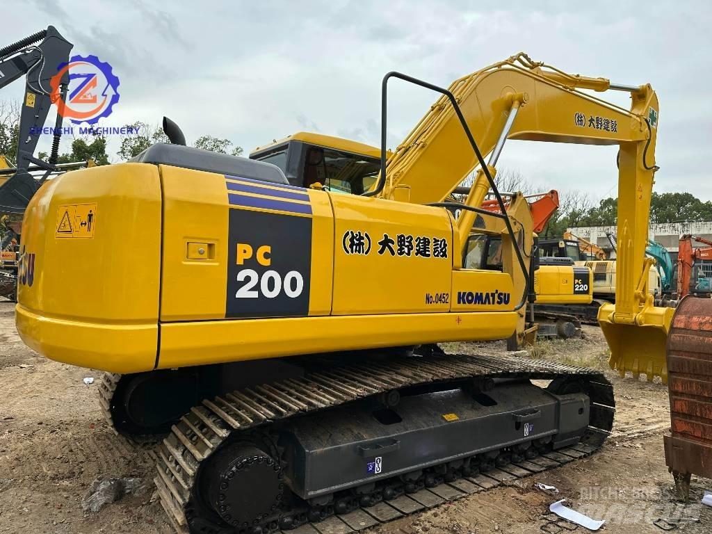 Komatsu PC 200-7 Excavatoare pe șenile
