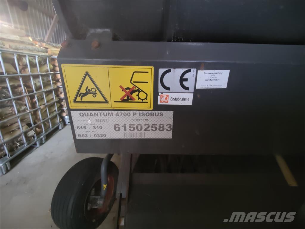 CLAAS Quantum 4700 Remorci cu autoîncarcare