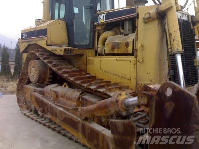 CAT D8R Buldozere pe senile