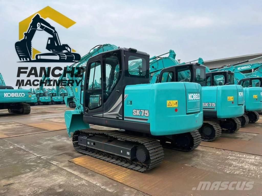 Kobelco 75 Mini excavatoare < 7t