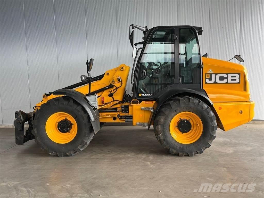 JCB TM 320 Agri Incarcator pe pneuri