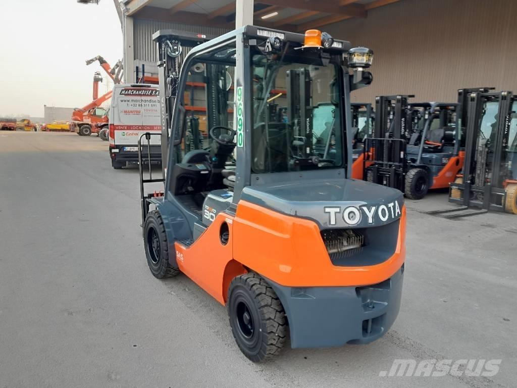 Toyota 52-8 FDF 30 Stivuitor diesel