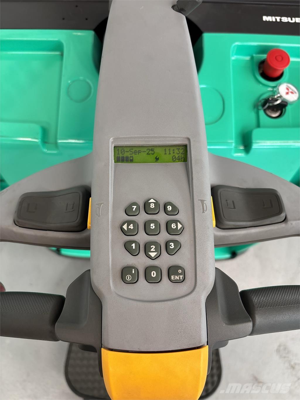 Mitsubishi SBV16P Transpaleti autopropulsanti