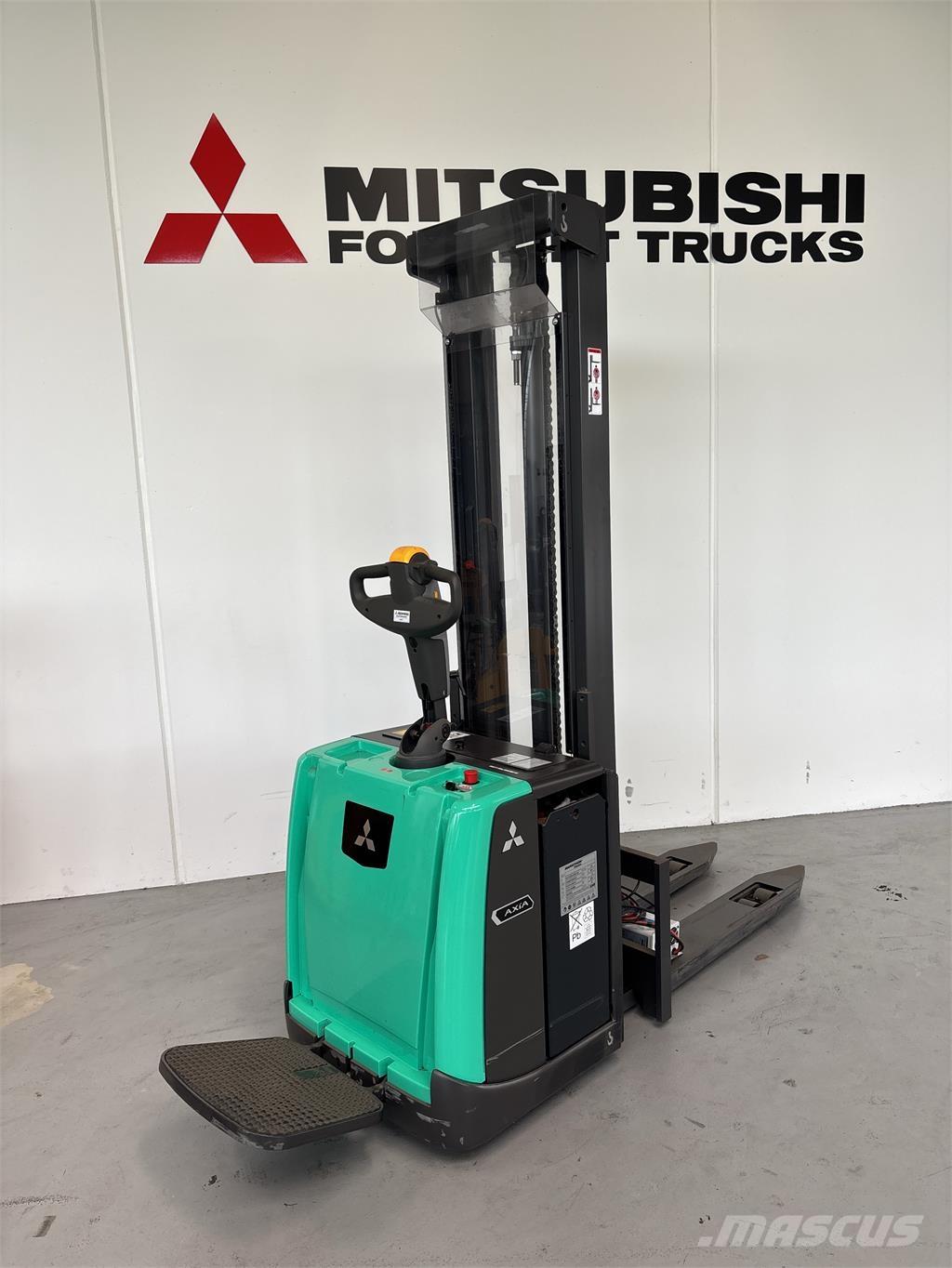 Mitsubishi SBV16P Transpaleti autopropulsanti