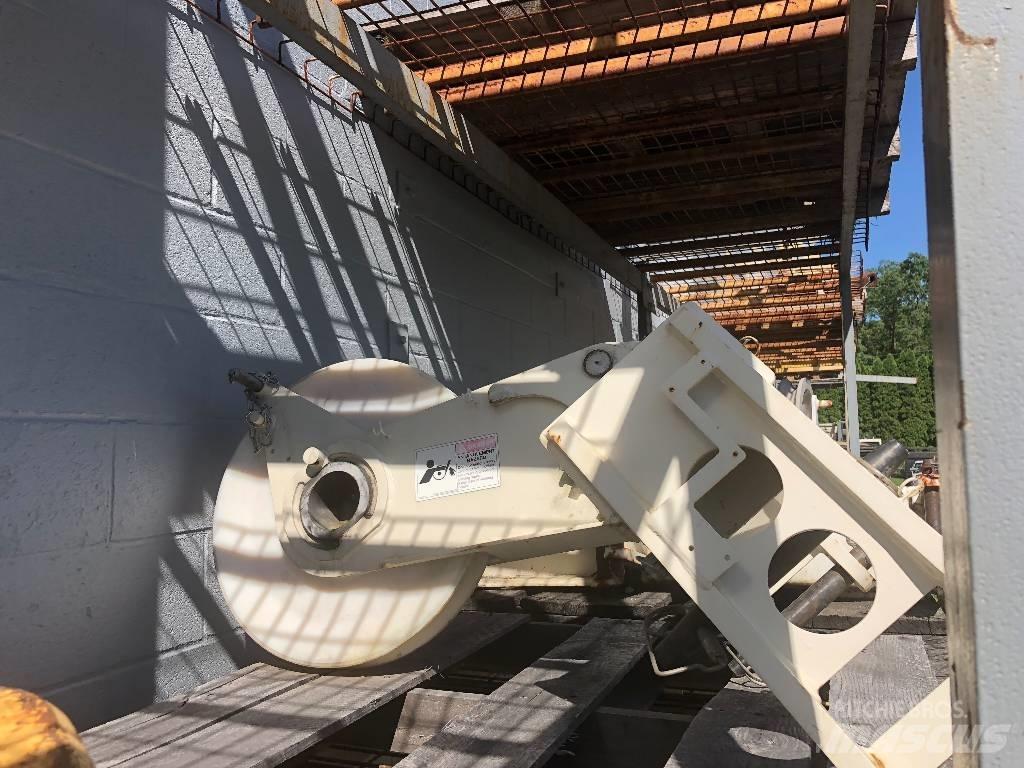 Demag AC 250-1 Macara pentru orice teren