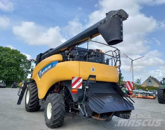 New Holland CR 9080 Combine de secerat