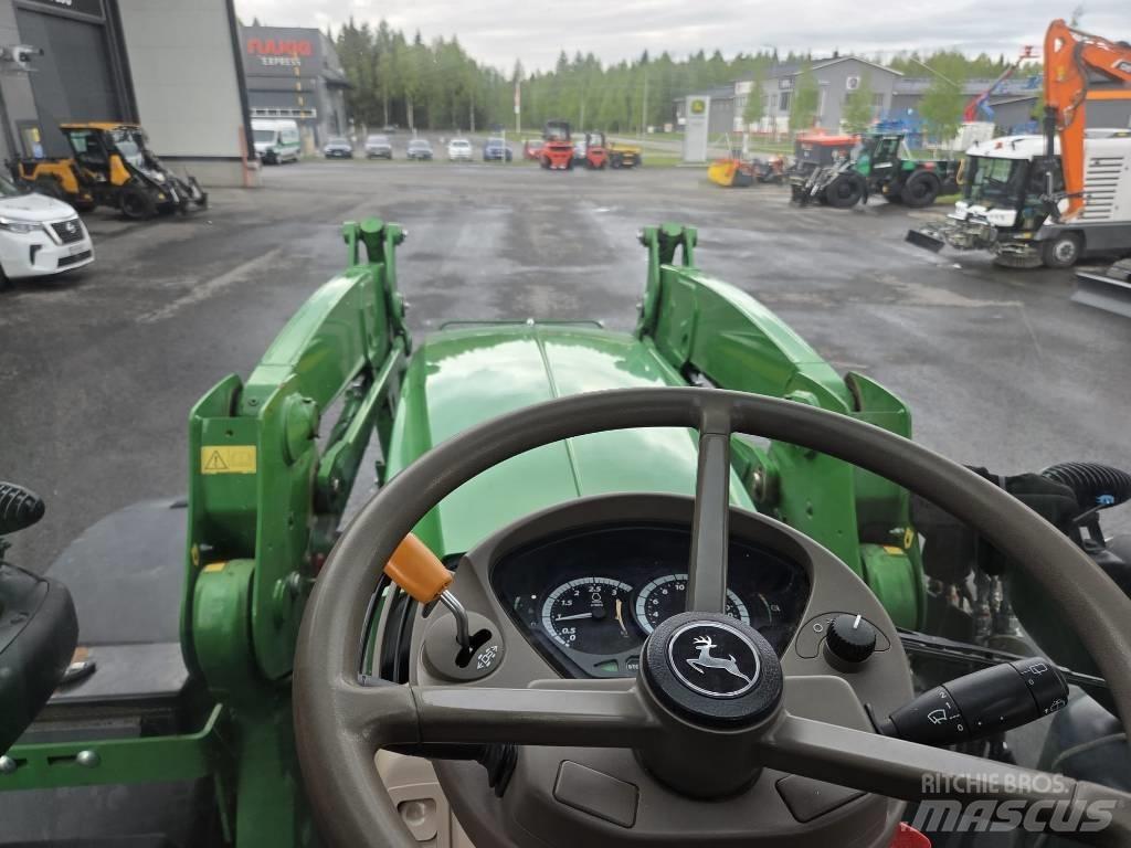 John Deere 6155R Tractoare