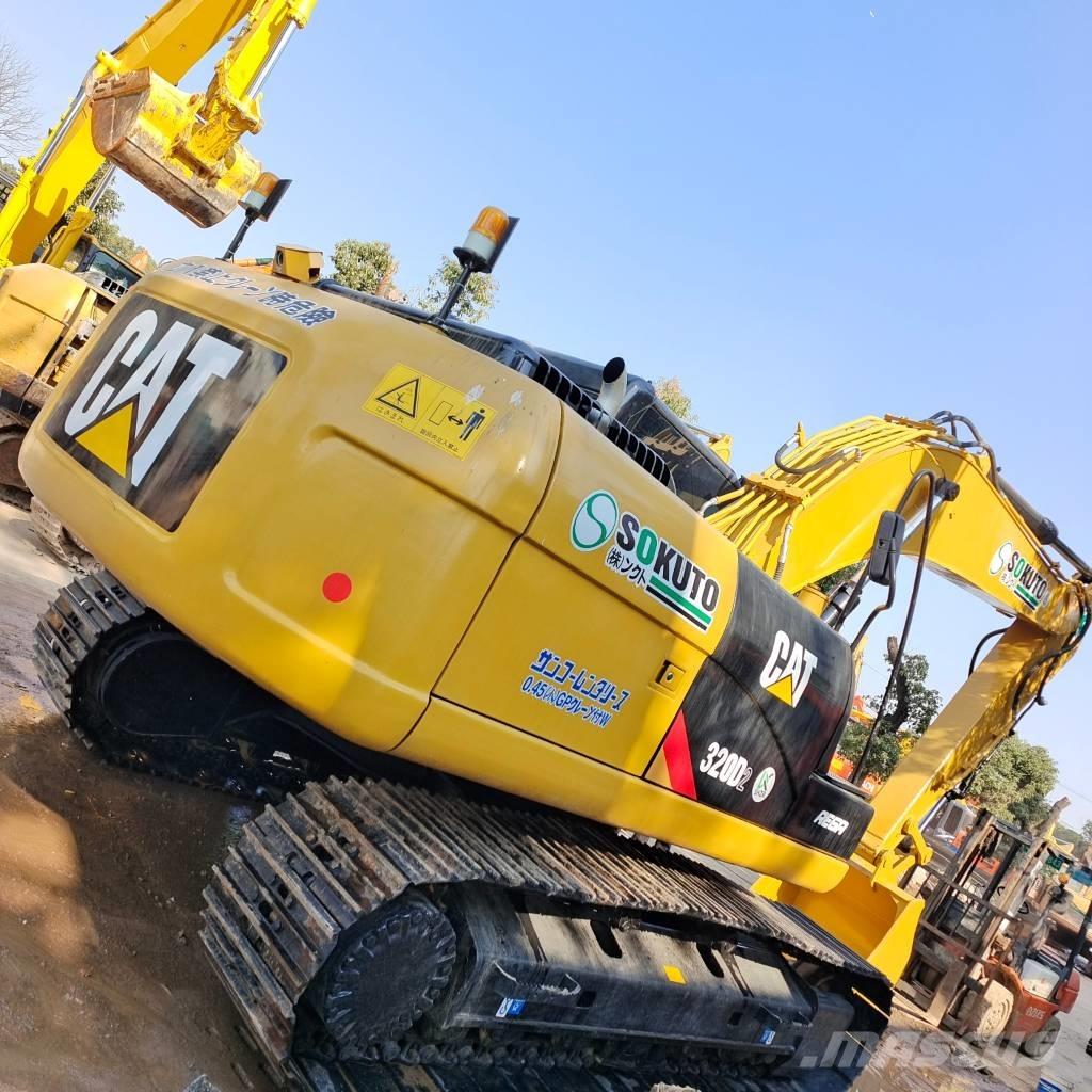 CAT 320 D2 Excavatoare pe șenile
