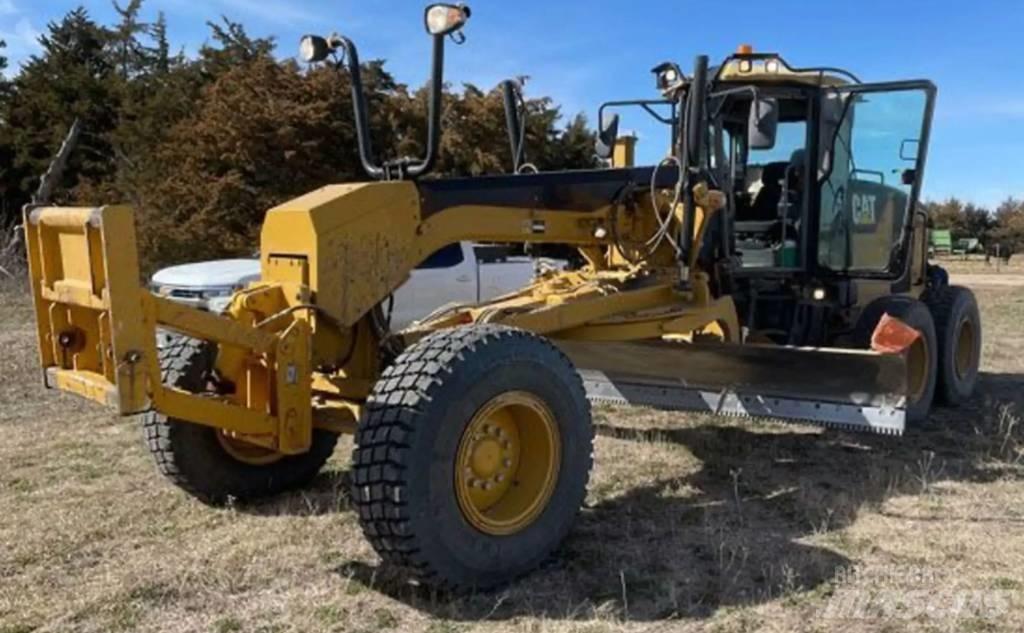 CAT 140M Gredere