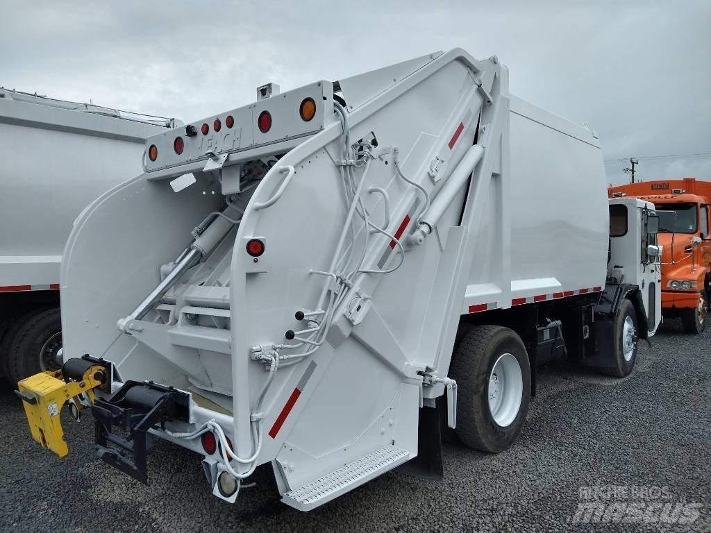 CCC LOW ENTRY Camion de deseuri