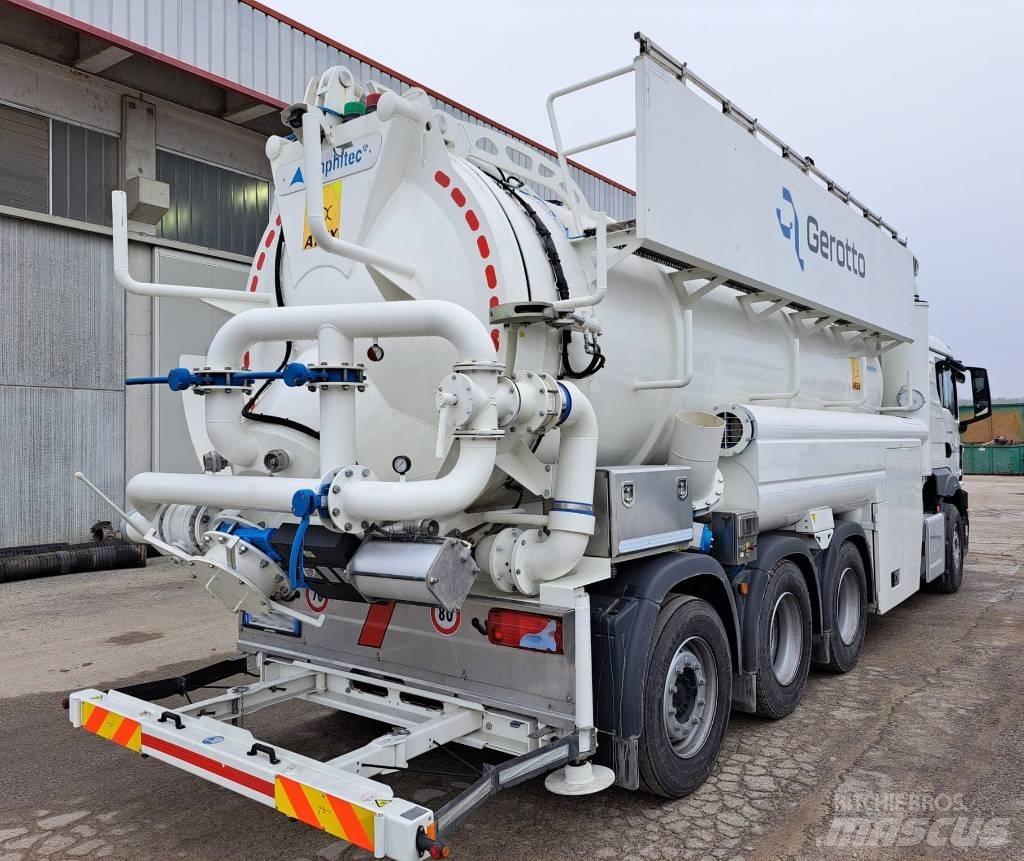 Amphitec Vortex 9000 Camion vidanje