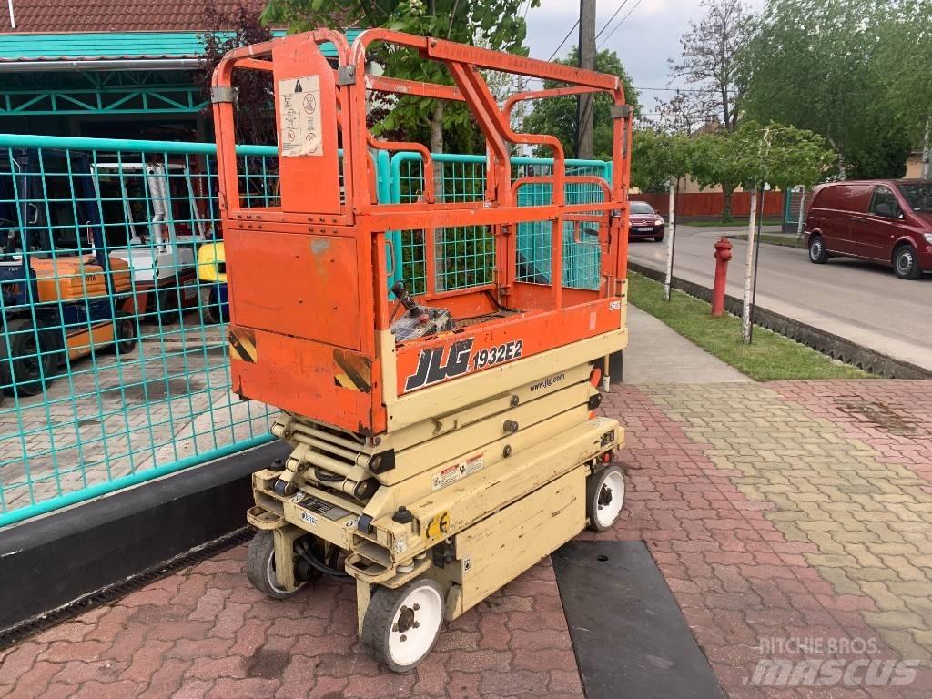 JLG 1932E2     V-2782 Ascensoare verticale catarg
