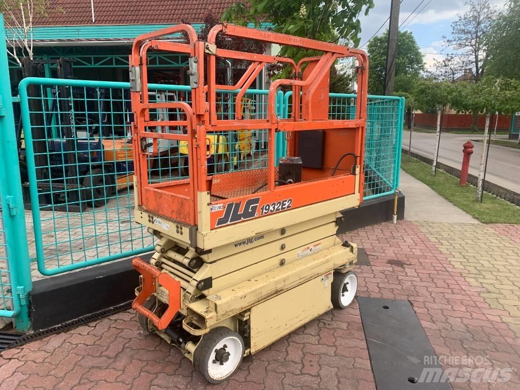 JLG 1932E2     V-2782 Ascensoare verticale catarg