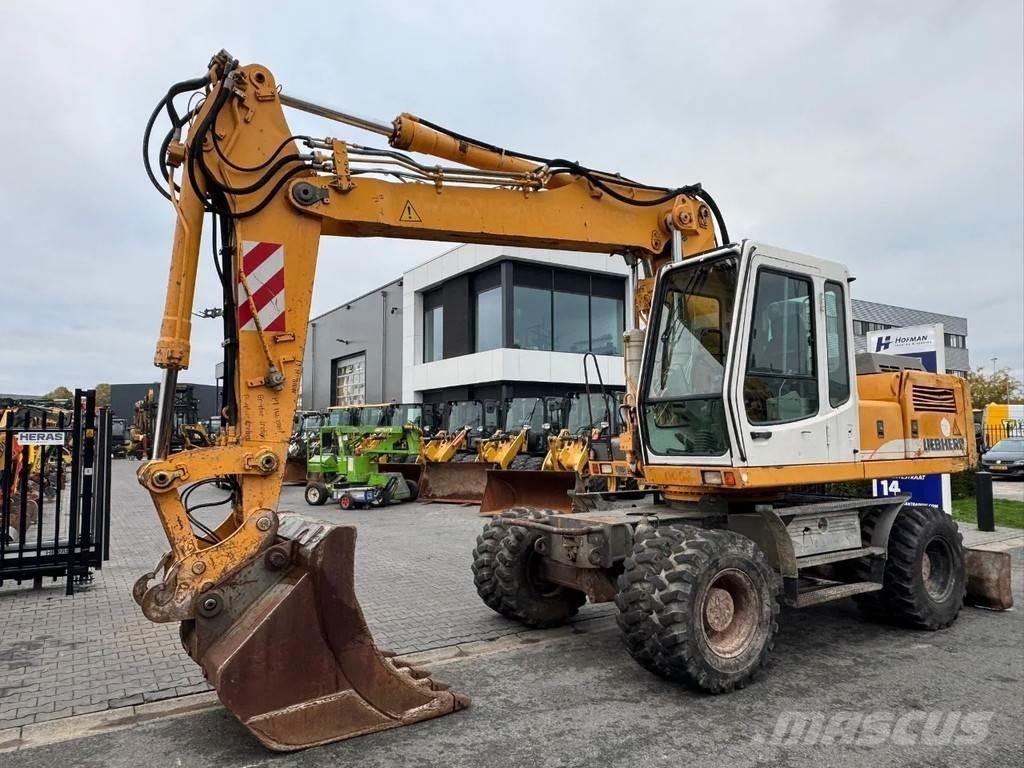 Liebherr A924 Excavatoare cu roti