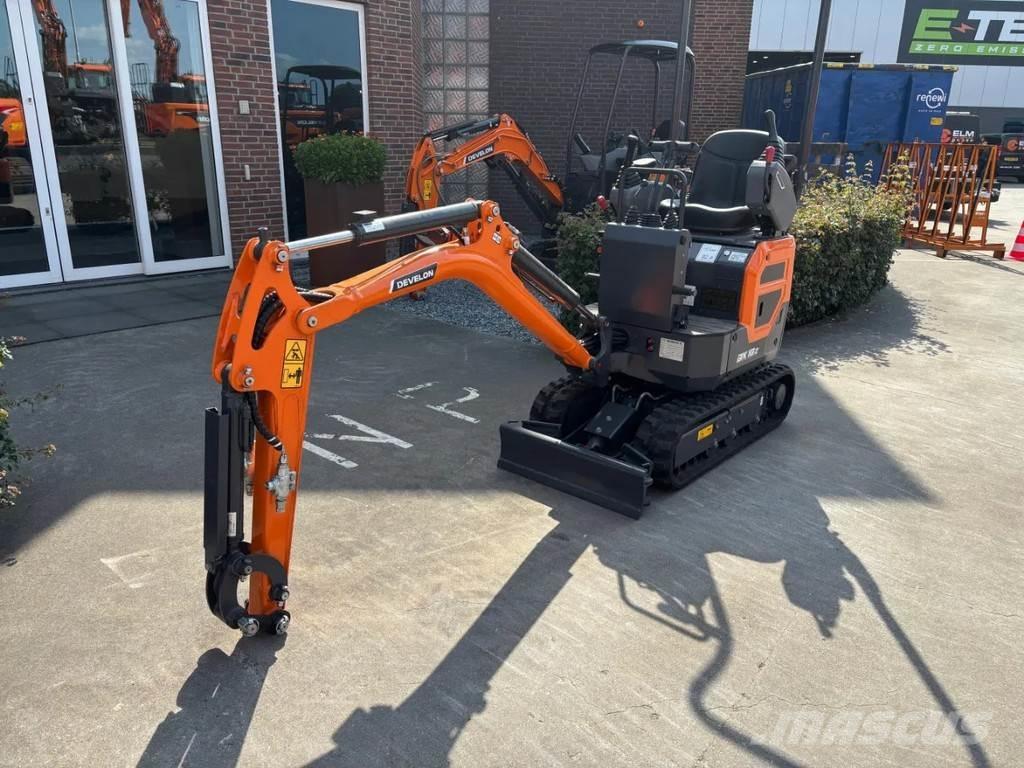 Develon DX10Z-7 Mini excavatoare < 7t