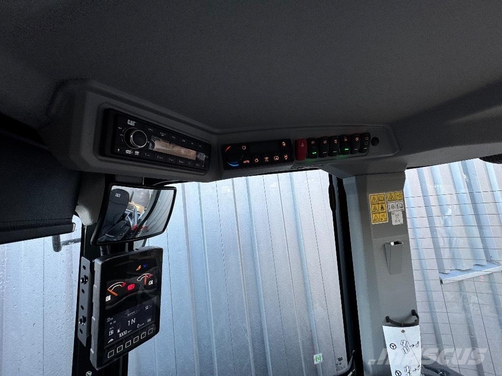 CAT 908 Incarcator pe pneuri