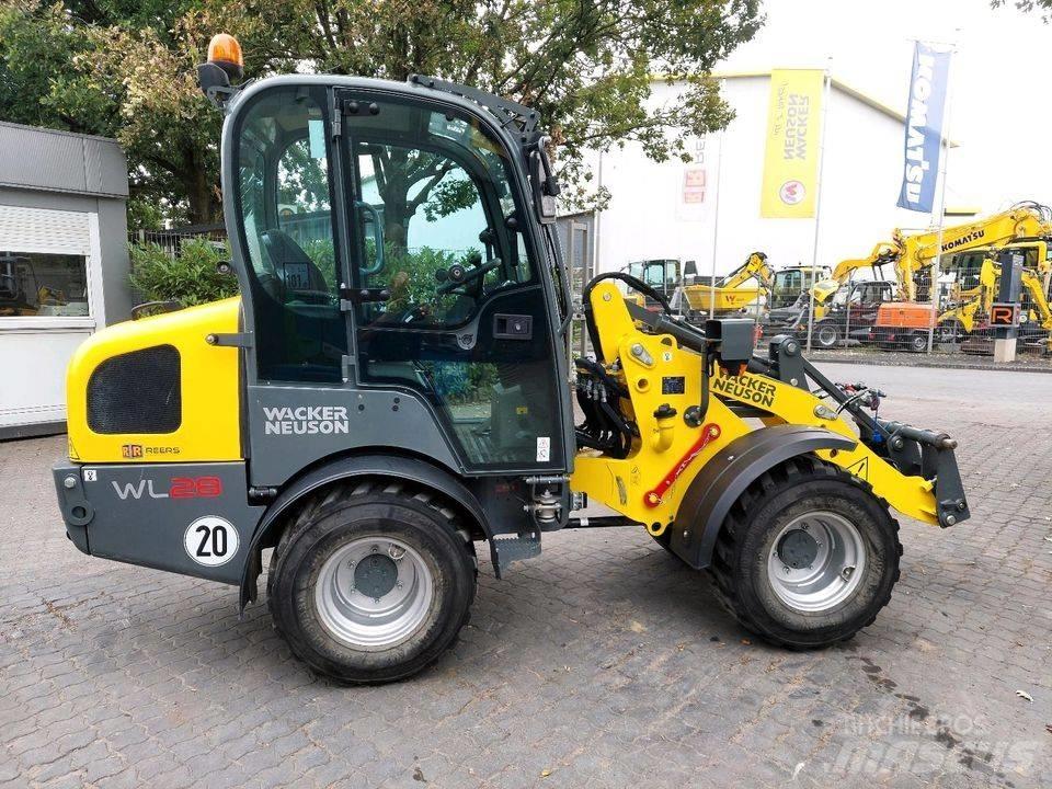 Wacker Neuson WL28 Incarcator pe pneuri