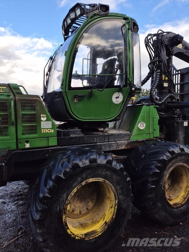 John Deere 1110 E Transportoare