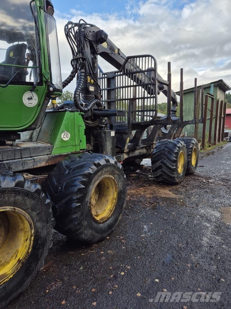 John Deere 1110 E Transportoare