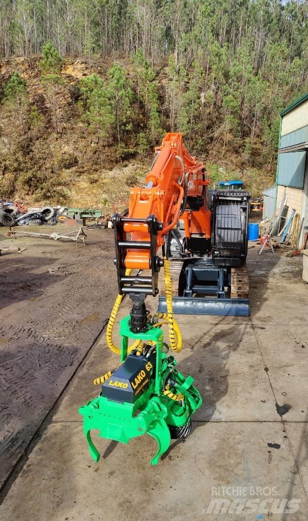 Hitachi ZX 210 Excavatoare pe șenile
