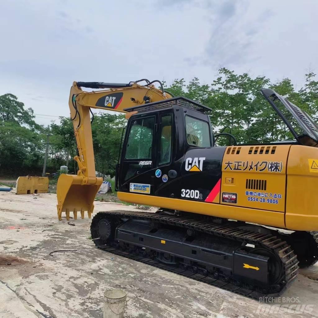 CAT 320D2 Excavatoare pe șenile
