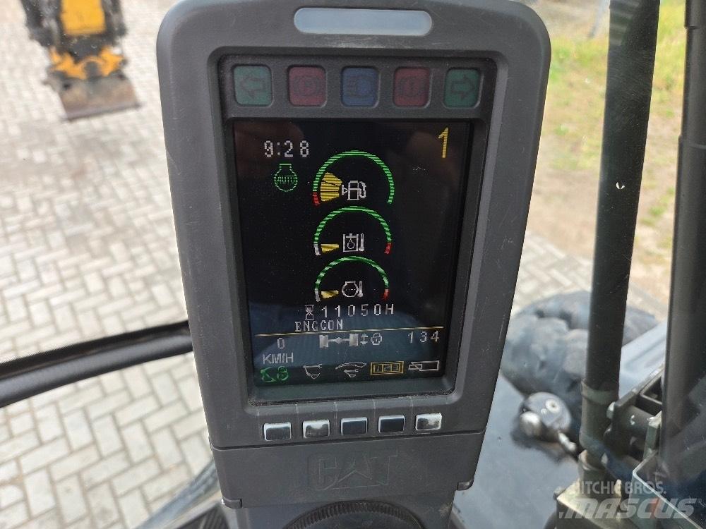 CAT M313D Excavatoare cu roti