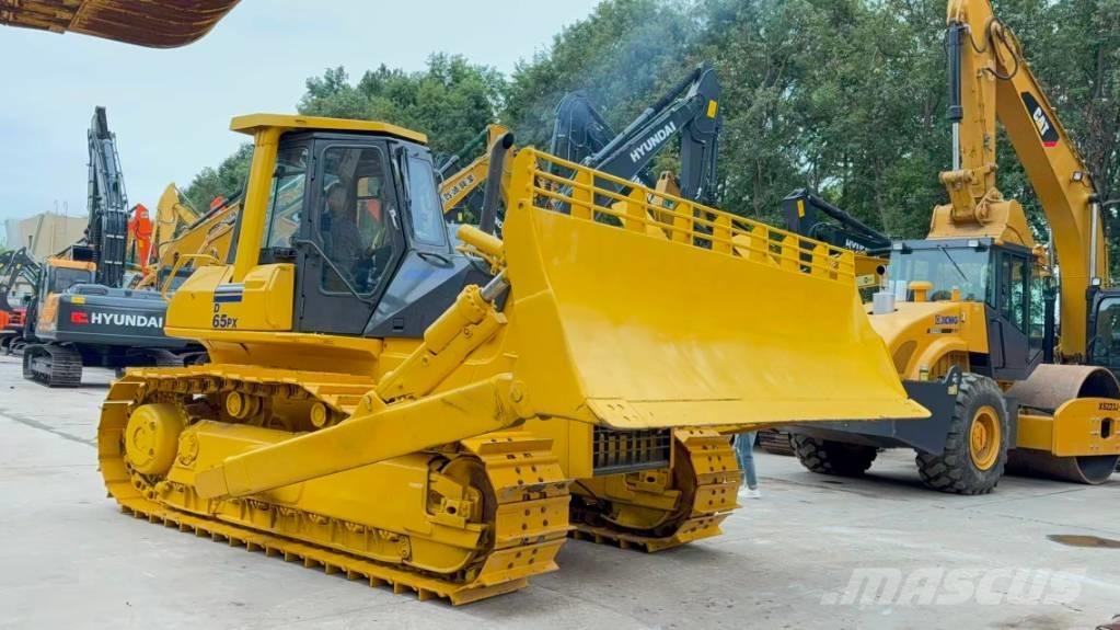 Komatsu D 65 PX-12 Buldozere pe senile