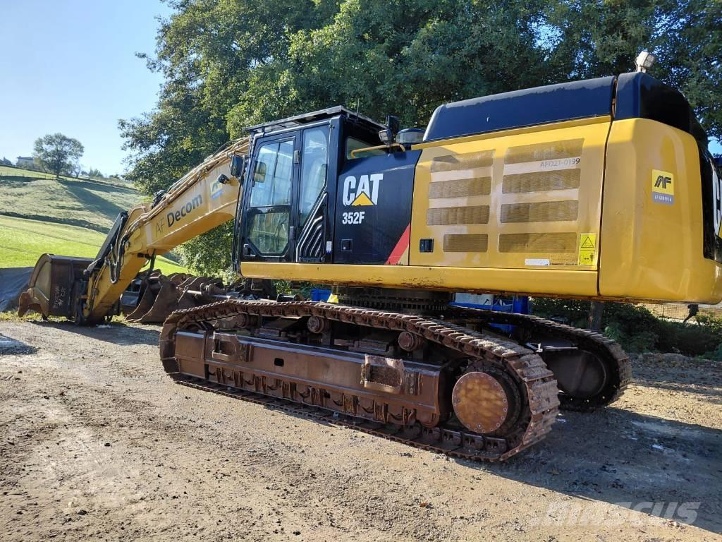 CAT 352 F Excavatoare pe șenile

