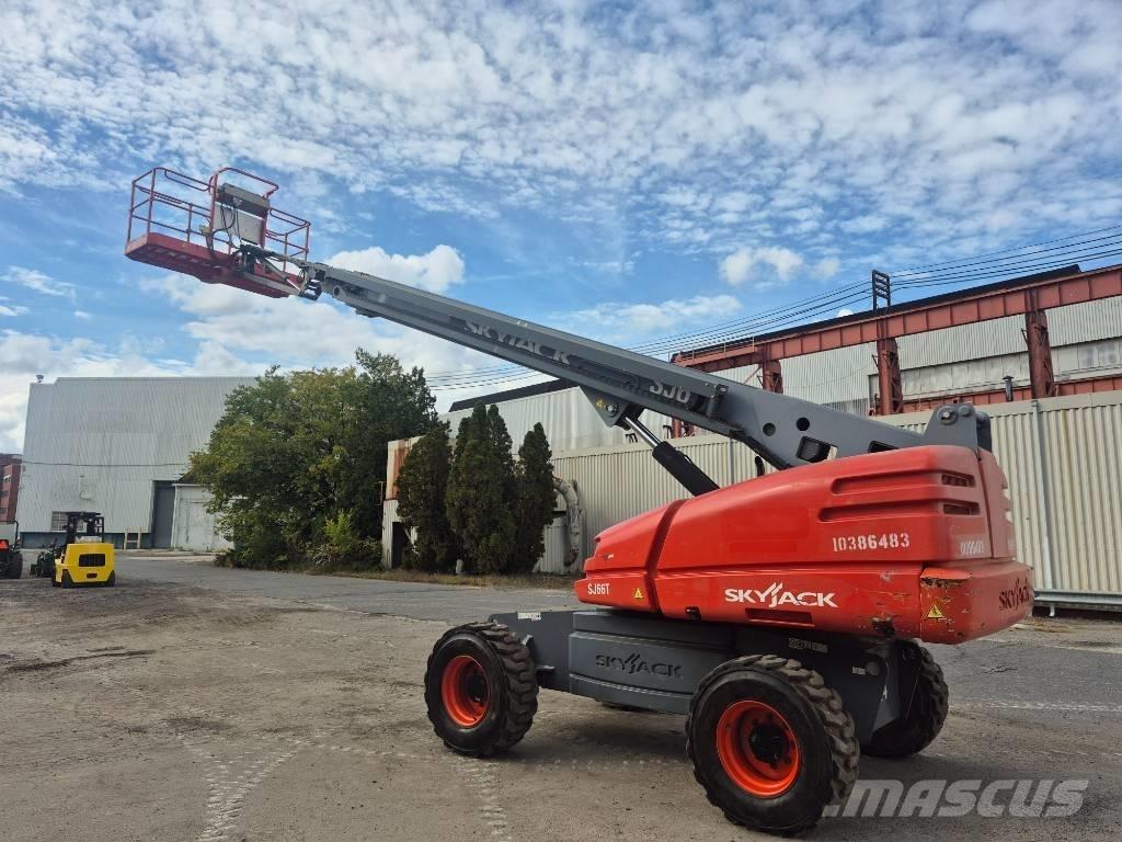 SkyJack SJ 66 T Nacele cu brat articulat