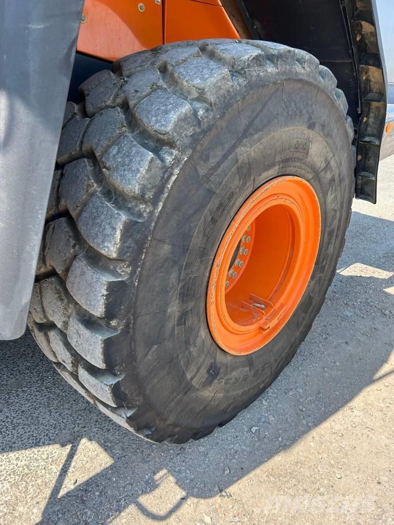 Doosan DL 420-7 (CDC) Incarcator pe pneuri