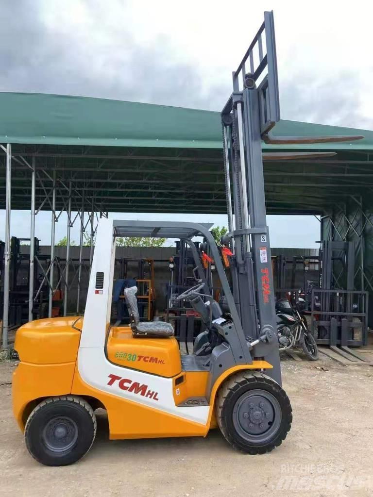 TCM FD30 Stivuitor diesel