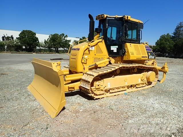 Komatsu D61EX-24 Buldozere pe senile