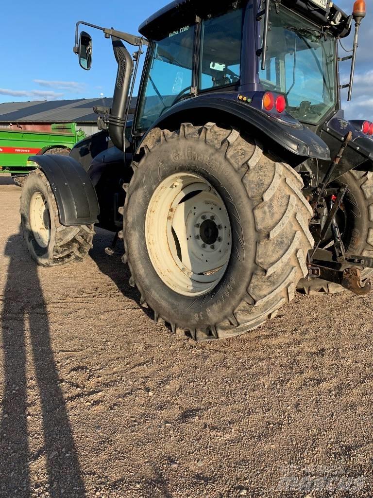 Valtra T 160 Tractoare