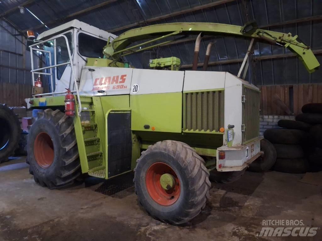 CLAAS Jaguar 690 Forajere cu autopropulsare