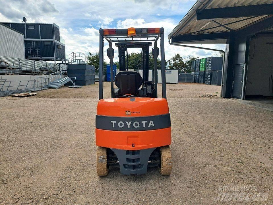 Toyota 7FBMF25 Utilaje construcții - Altele