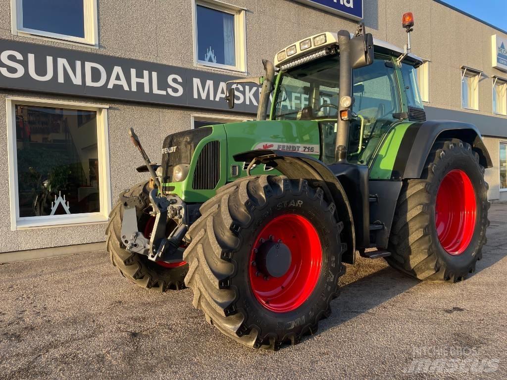 Fendt 716 Vario Tractoare