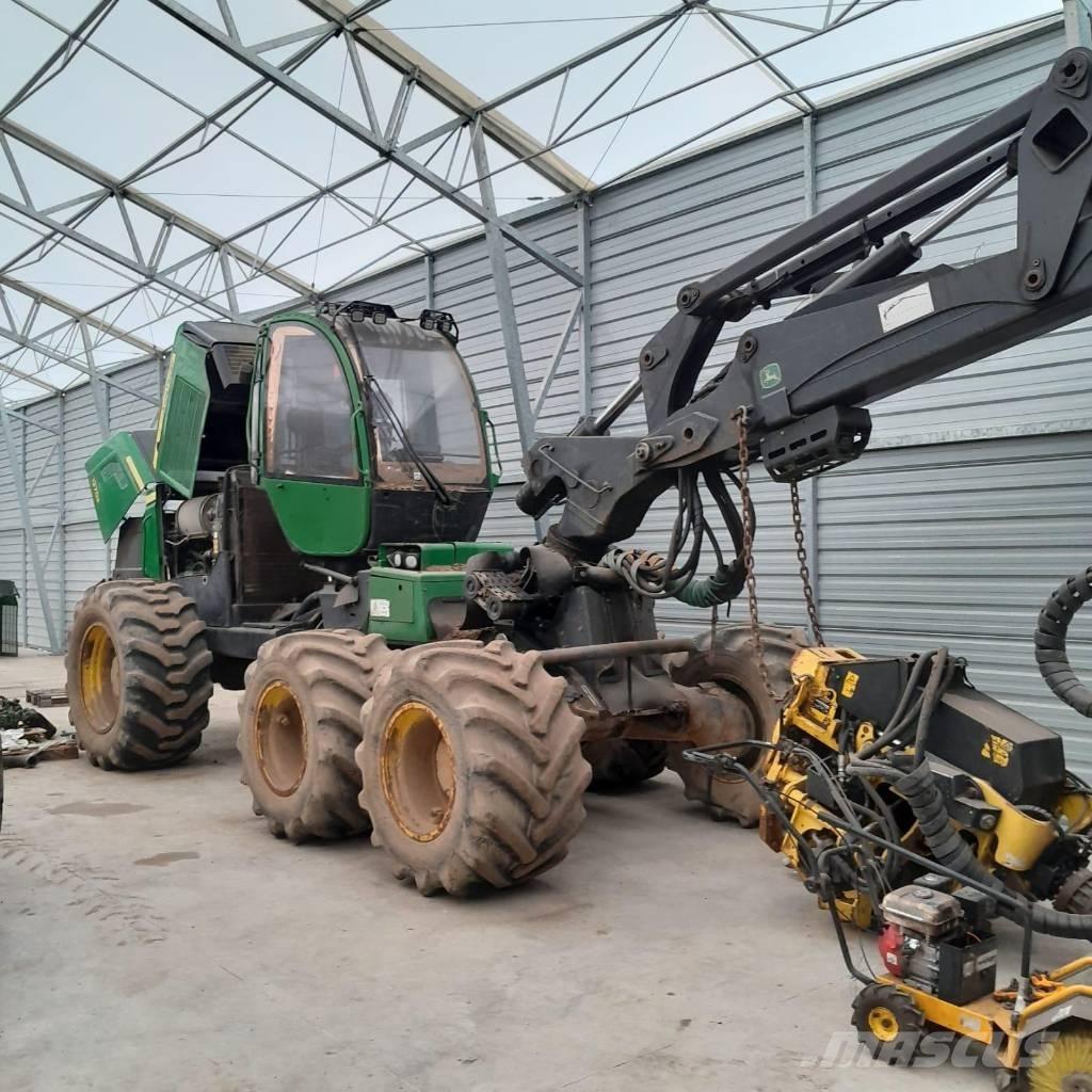 John Deere 1270 E Combine forestiere