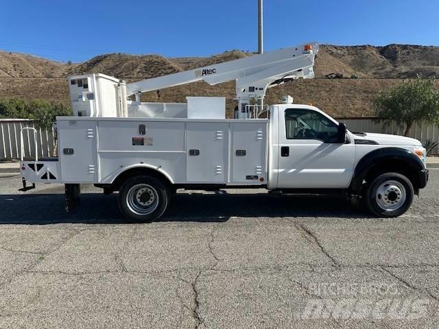 Ford F 450 Platforme aeriene montate pe camion