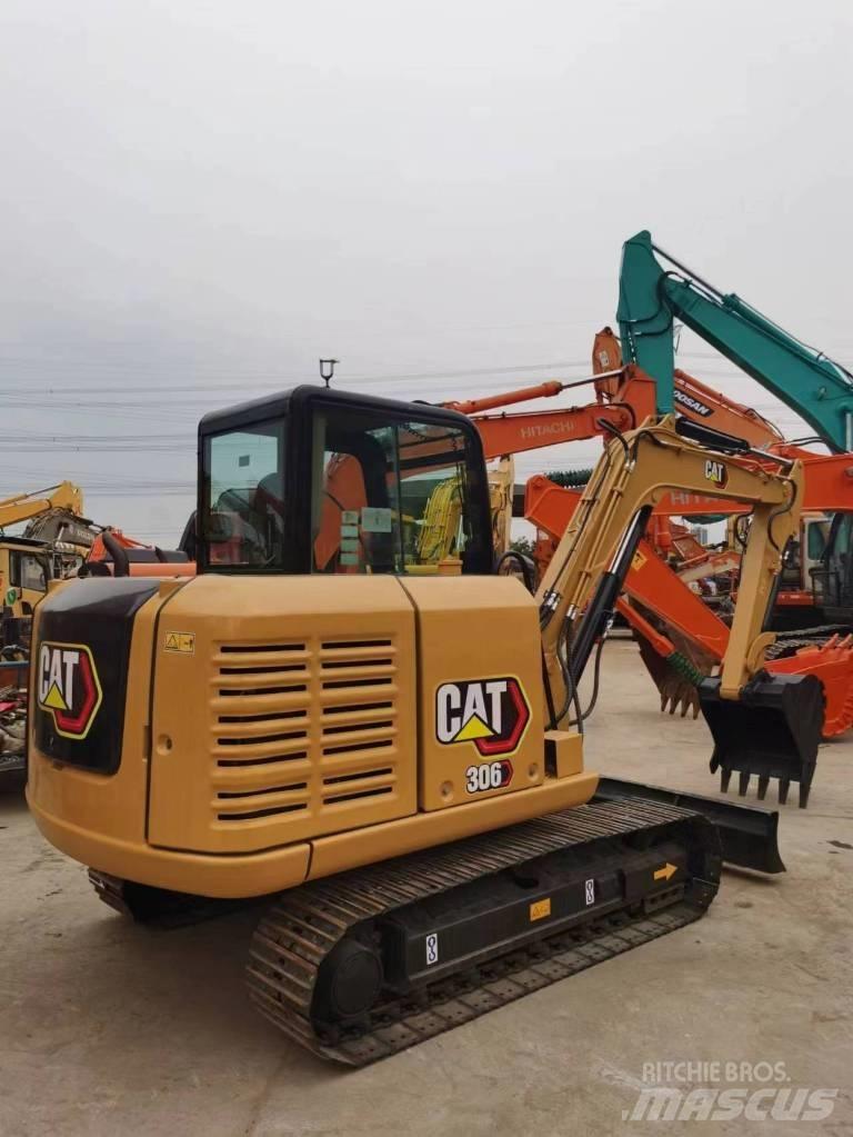 CAT 306E2 Excavatoare pe șenile
