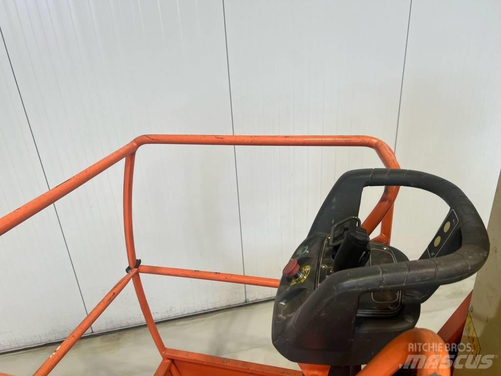 JLG Toucan 8E Nacele cu brat articulat