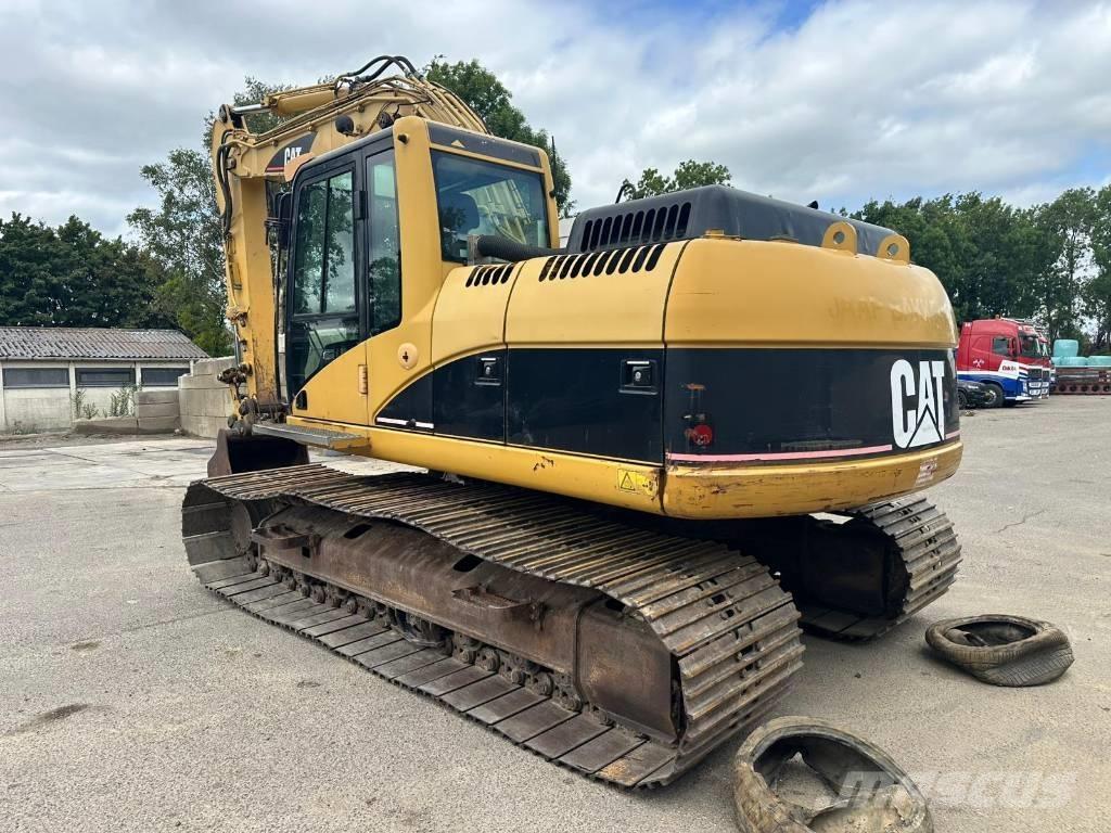 CAT 318 C L Excavatoare pe șenile
